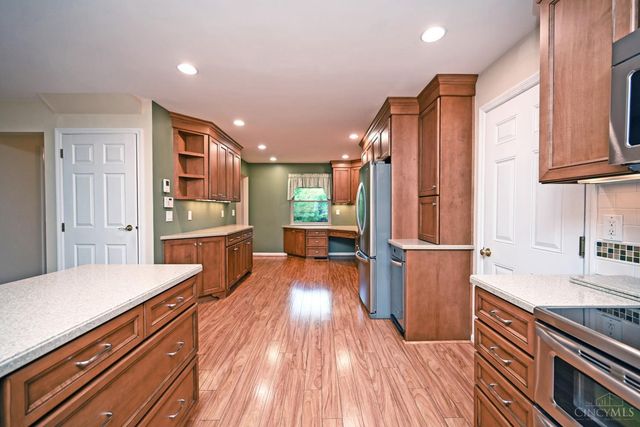 871 Meadow Ridge Drive, Union Twp, OH 45245