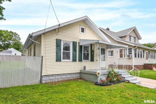 739 E LAKE Avenue, Peoria Heights, IL 61616