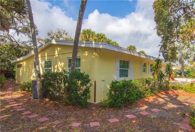 618 Holly Road, Vero Beach, FL 32963