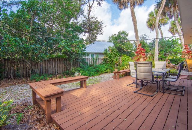 618 Holly Road, Vero Beach, FL 32963