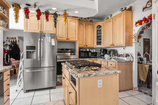 4800 Driftwood Avenue NW, Albuquerque, NM 87114