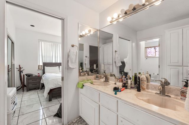 4800 Driftwood Avenue NW, Albuquerque, NM 87114