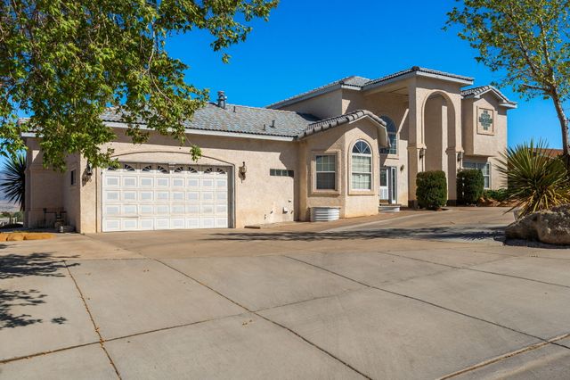 4800 Driftwood Avenue NW, Albuquerque, NM 87114