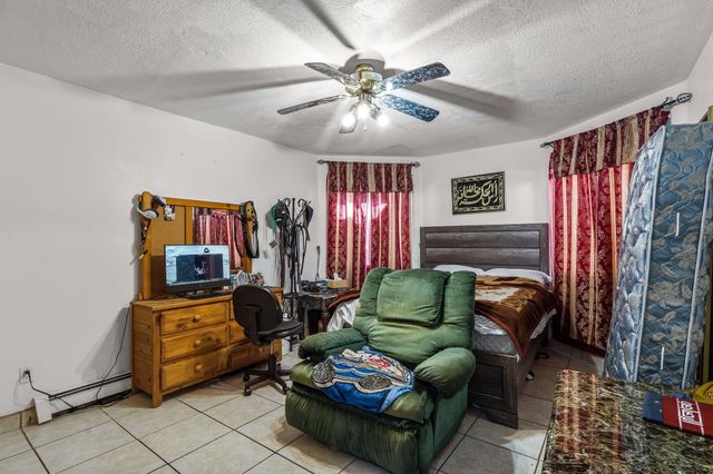 4800 Driftwood Avenue NW, Albuquerque, NM 87114