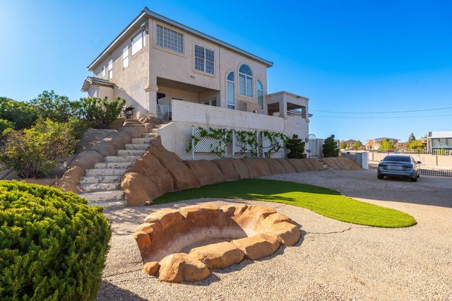 4800 Driftwood Avenue NW, Albuquerque, NM 87114