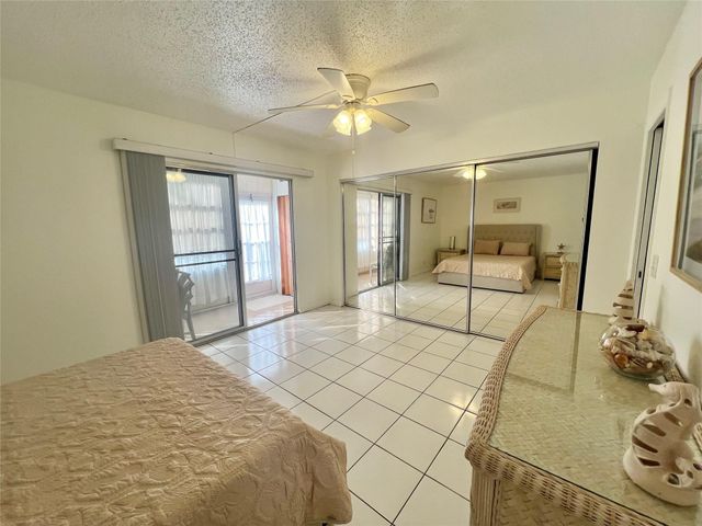266 Oakridge P 266, Deerfield Beach, FL 33442