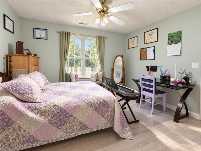 113 Grand Oak Circle, Pendleton, SC 29670