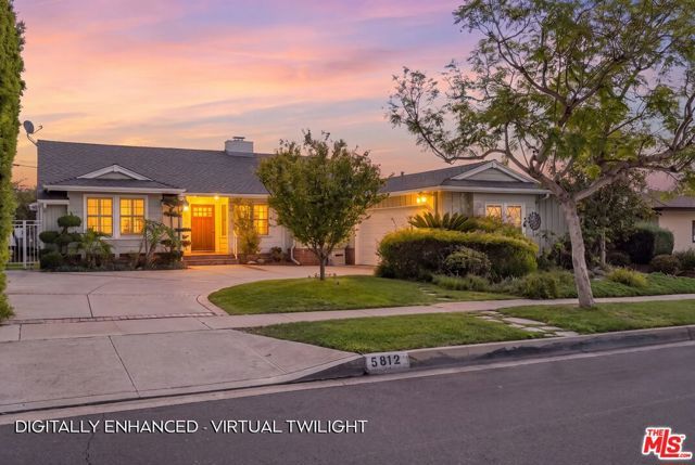 5812 S Garth Avenue, Los Angeles, CA 90056