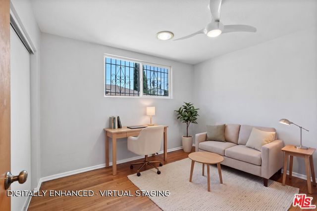 5812 S Garth Avenue, Los Angeles, CA 90056