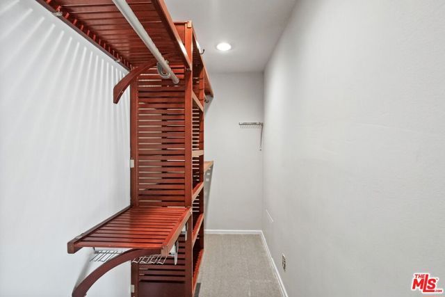 5812 S Garth Avenue, Los Angeles, CA 90056