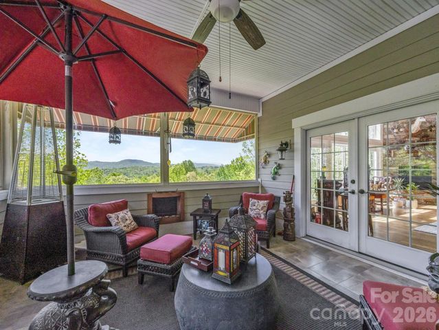 410 Lamp Post Drive, Zirconia, NC 28790