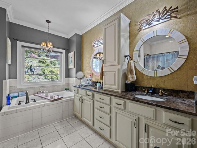 410 Lamp Post Drive, Zirconia, NC 28790