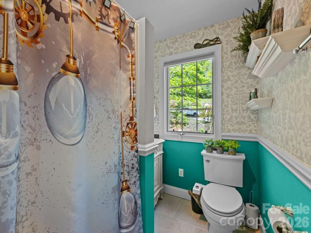 410 Lamp Post Drive, Zirconia, NC 28790