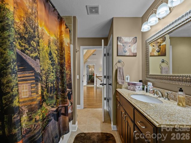 410 Lamp Post Drive, Zirconia, NC 28790