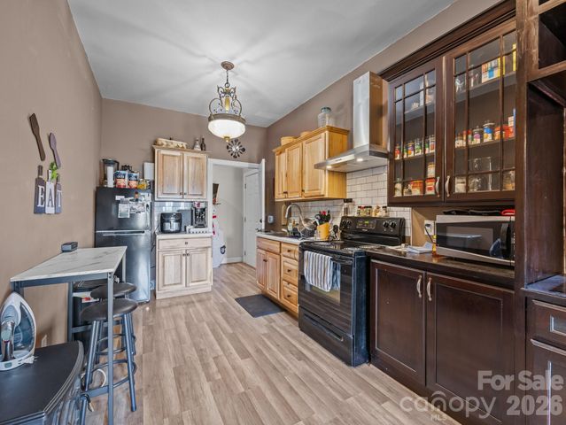 410 Lamp Post Drive, Zirconia, NC 28790