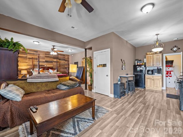 410 Lamp Post Drive, Zirconia, NC 28790