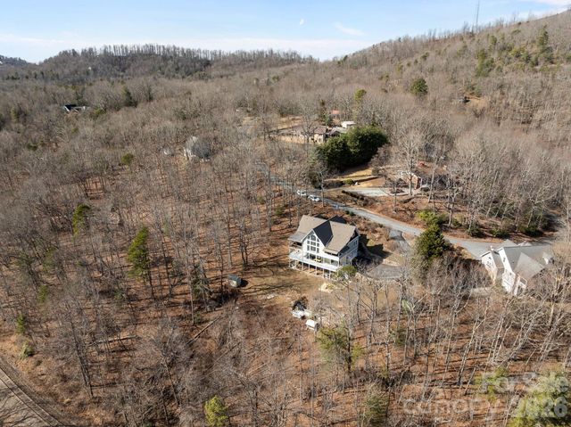 410 Lamp Post Drive, Zirconia, NC 28790