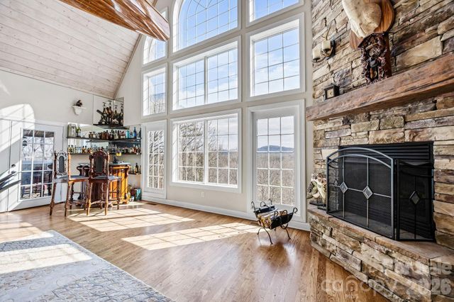 410 Lamp Post Drive, Zirconia, NC 28790