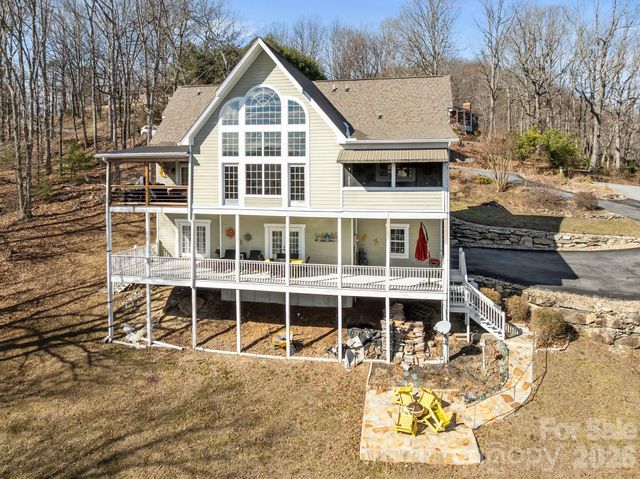 410 Lamp Post Drive, Zirconia, NC 28790