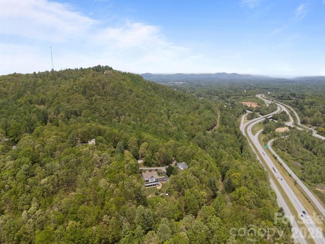 410 Lamp Post Drive, Zirconia, NC 28790