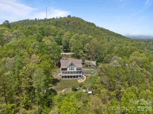 410 Lamp Post Drive, Zirconia, NC 28790