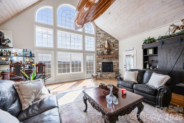 410 Lamp Post Drive, Zirconia, NC 28790