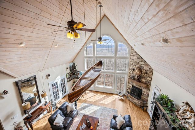 410 Lamp Post Drive, Zirconia, NC 28790