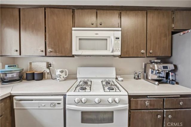 1236 1236 N Columbus Avenue 27, Glendale, CA 91202