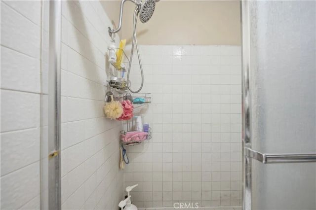 1236 1236 N Columbus Avenue 27, Glendale, CA 91202