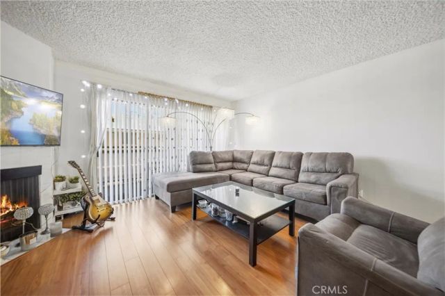 1236 1236 N Columbus Avenue 27, Glendale, CA 91202