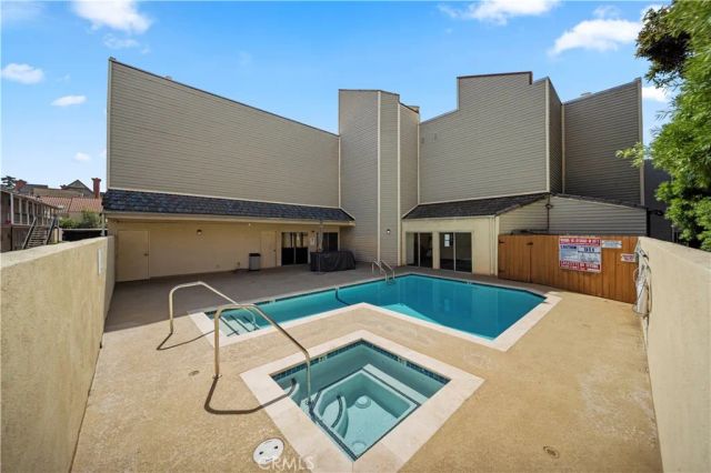 1236 1236 N Columbus Avenue 27, Glendale, CA 91202