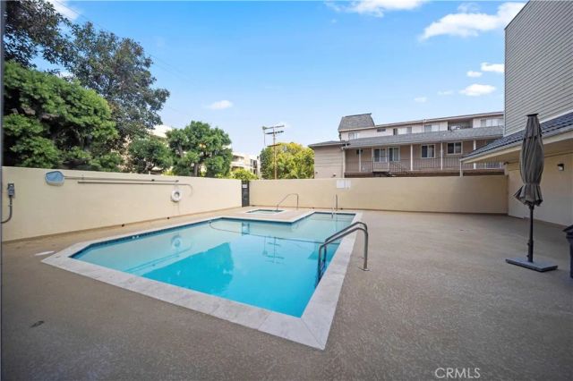 1236 1236 N Columbus Avenue 27, Glendale, CA 91202