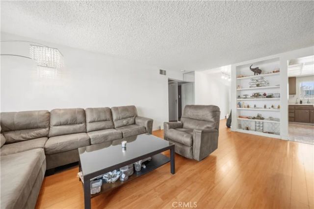 1236 1236 N Columbus Avenue 27, Glendale, CA 91202