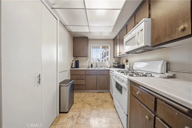 1236 1236 N Columbus Avenue 27, Glendale, CA 91202
