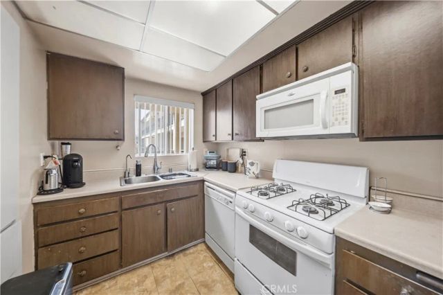1236 1236 N Columbus Avenue 27, Glendale, CA 91202