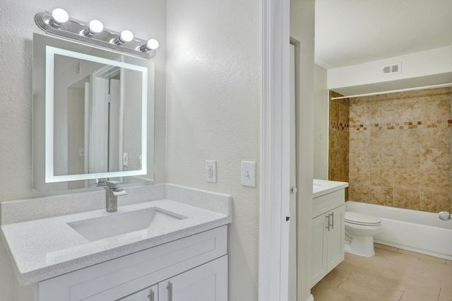 12650 Vista Isles Drive 918, Sunrise, FL 33325