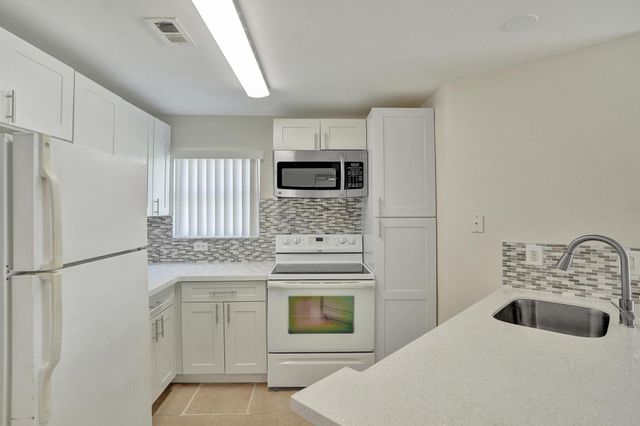 12650 Vista Isles Drive 918, Sunrise, FL 33325