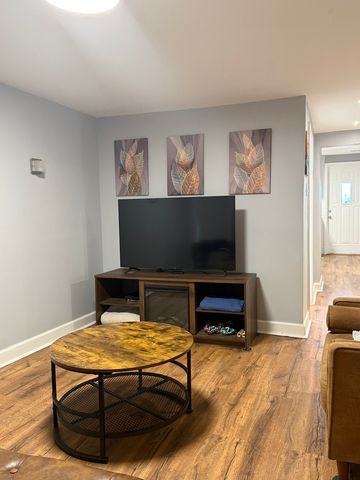 5113 W Lexington Street, Chicago, IL 60644