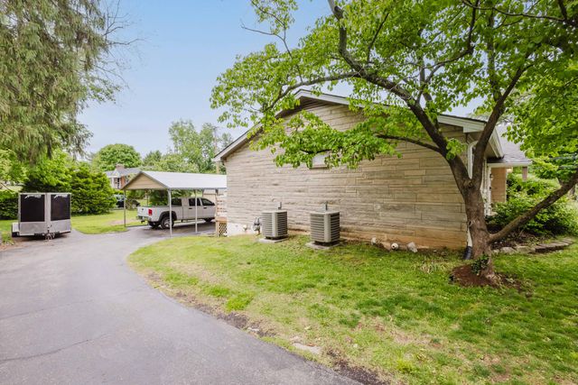 1857 Darien Drive, Lexington, KY 40504