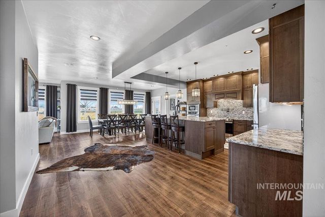 8150 S Locust Grove Rd, Meridian, ID 83642