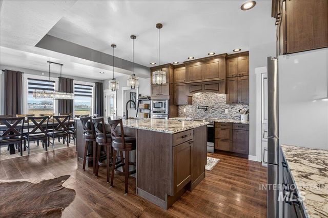 8150 S Locust Grove Rd, Meridian, ID 83642