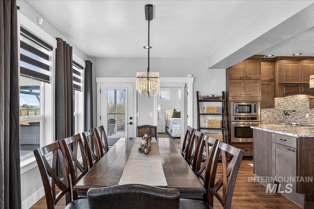 8150 S Locust Grove Rd, Meridian, ID 83642