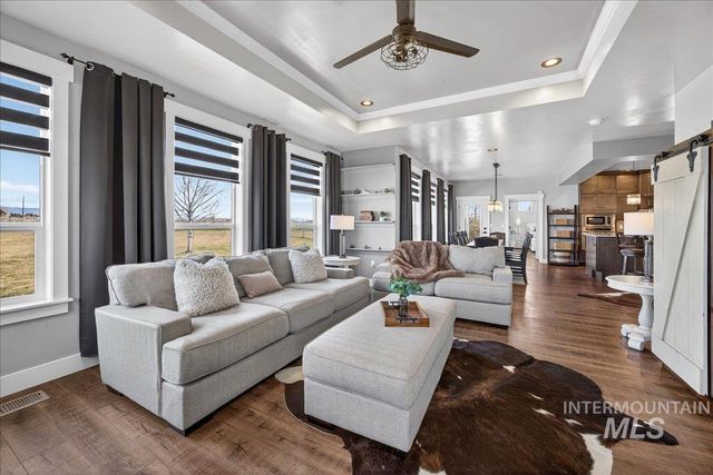 8150 S Locust Grove Rd, Meridian, ID 83642