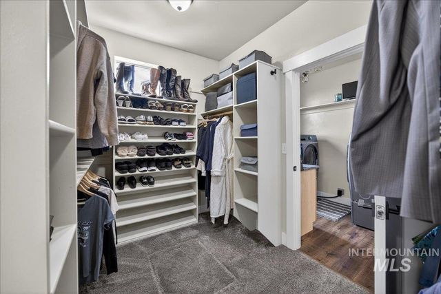 8150 S Locust Grove Rd, Meridian, ID 83642