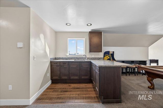 8150 S Locust Grove Rd, Meridian, ID 83642