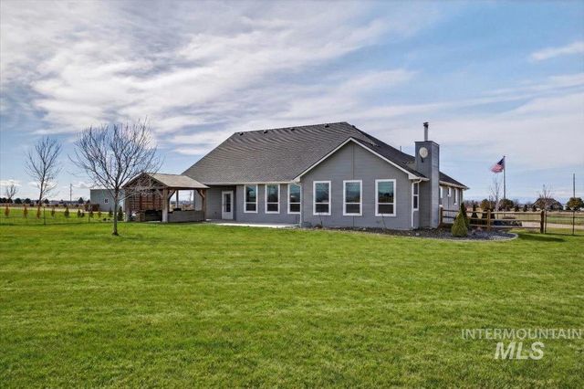 8150 S Locust Grove Rd, Meridian, ID 83642