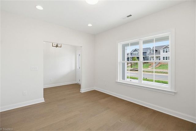 1640 Cross Village Avenue, Kernersville, NC 27284