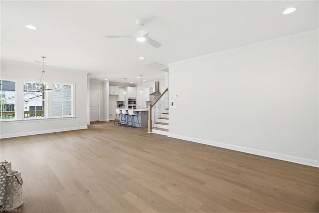 1640 Cross Village Avenue, Kernersville, NC 27284