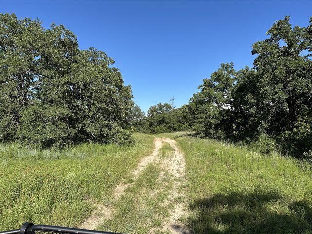 186 PR 3873, Poolville, TX 76487