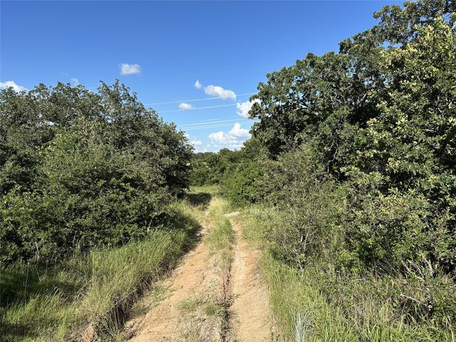 186 PR 3873, Poolville, TX 76487